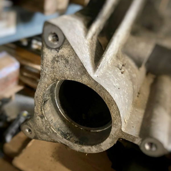 Audi Gearbox Bearing Housing - Tool for cheap repairing